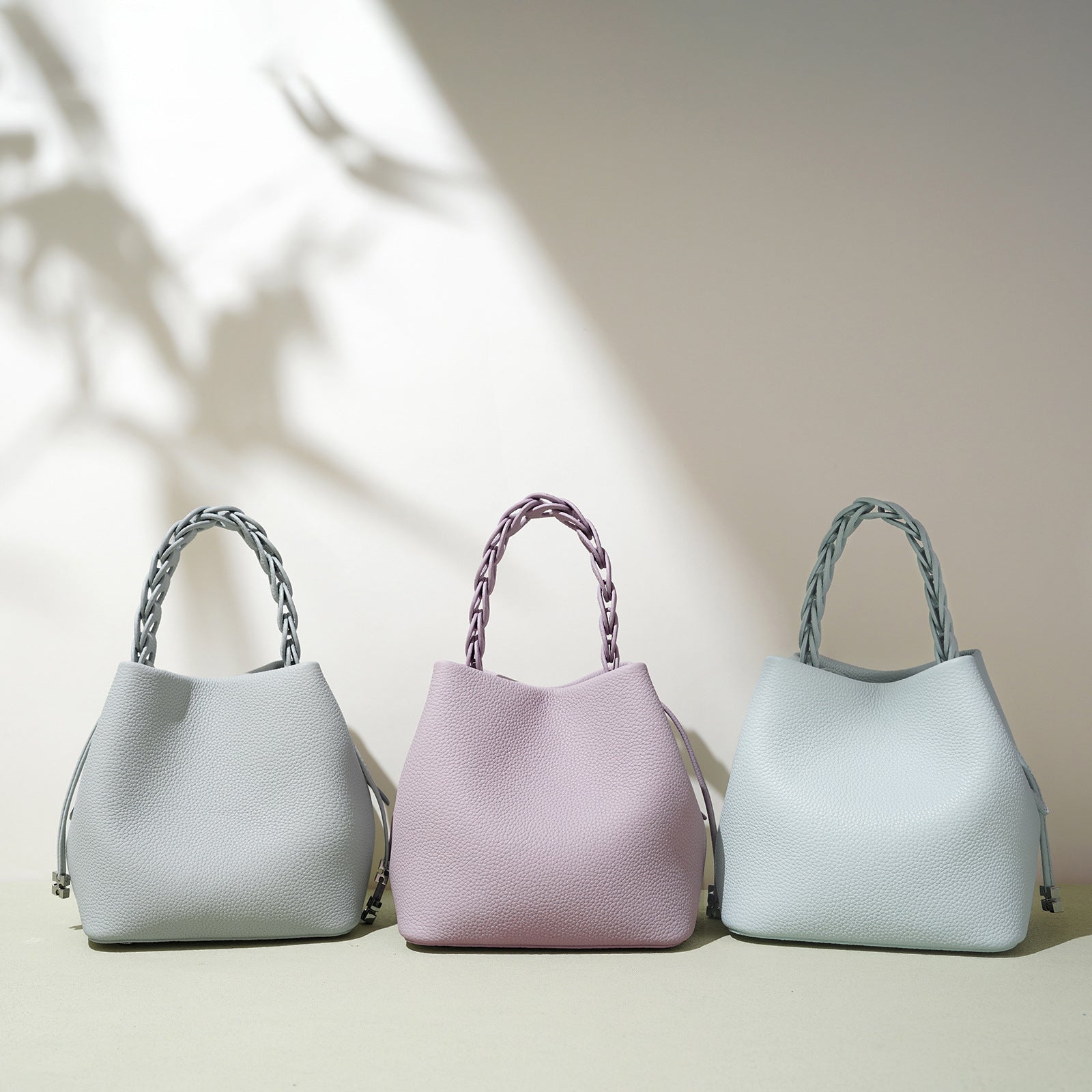 Spring New Arrival Top-Grain Genuine Leather Crossbody Bag for Women