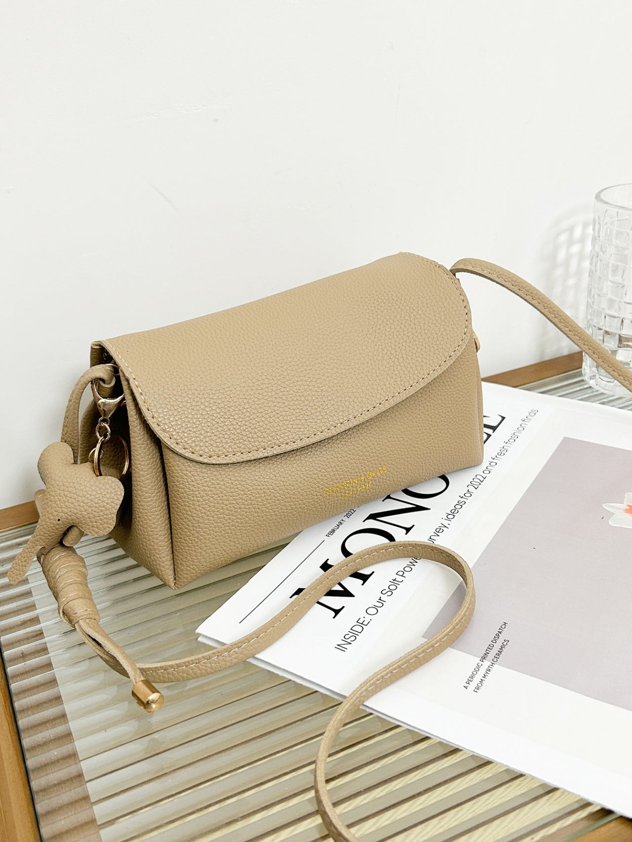 Versatile Soft Shoulder Fashionable Solid Colour Casual Bag for Women
