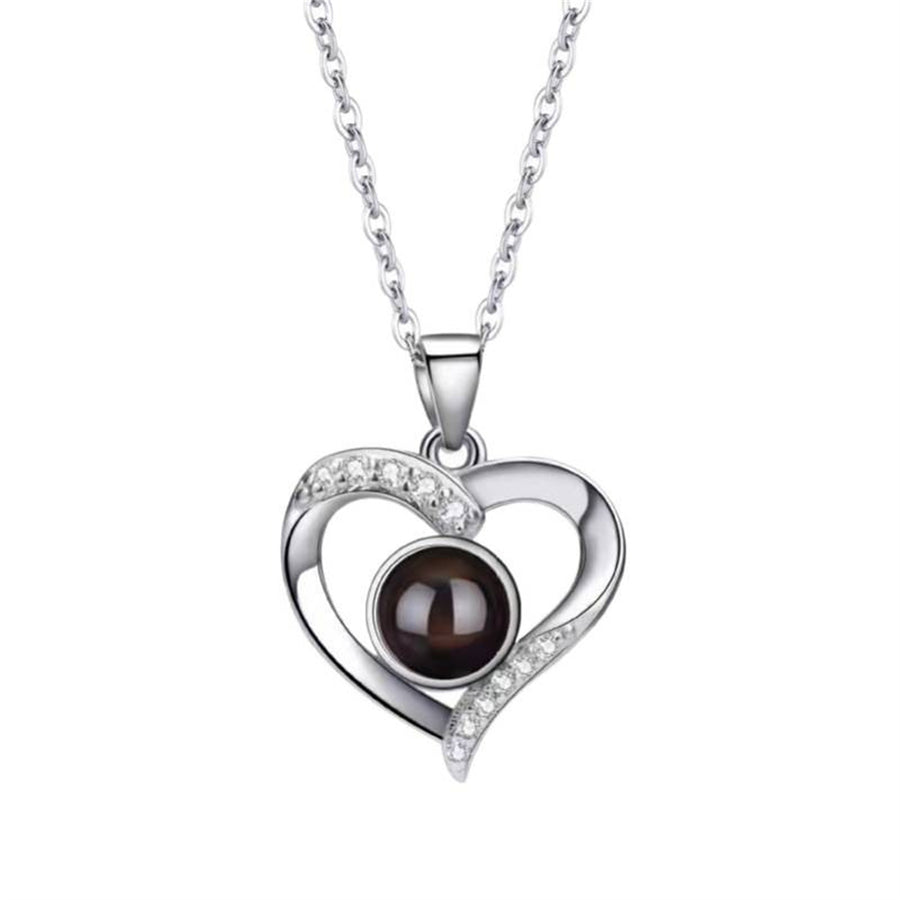 Luxury Heart Shaped Projection Necklace With Diamonds