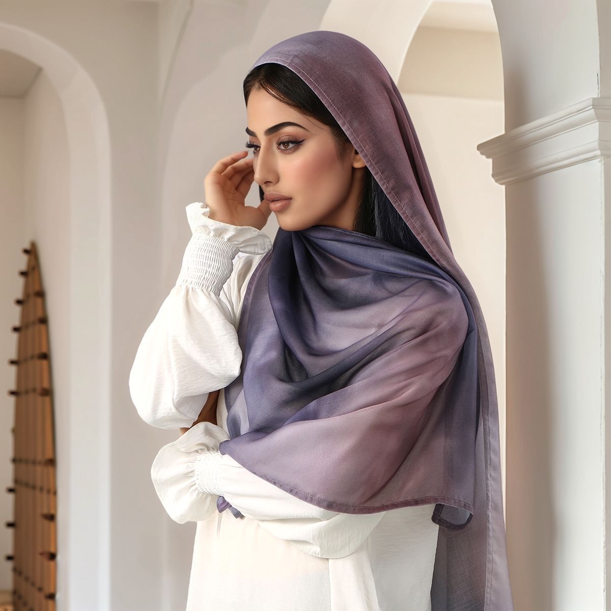 Traditional Middle Eastern Ethnic Arab-Style Headscarf for women