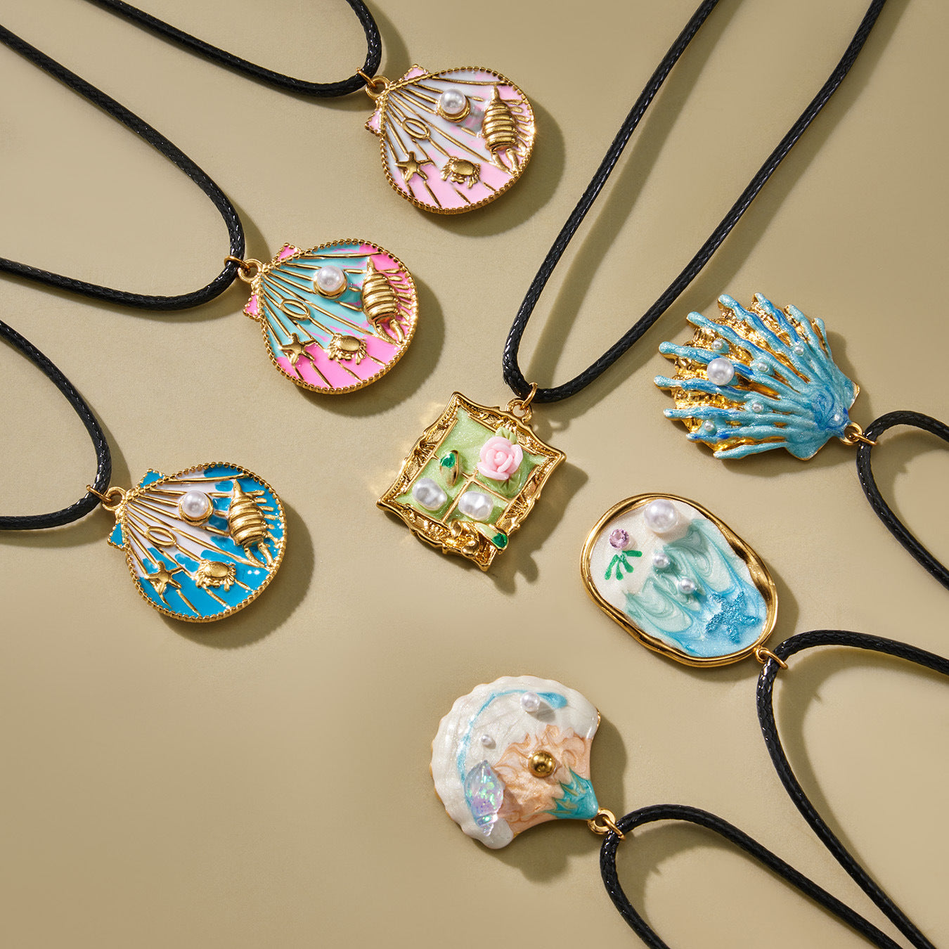 Stainless Steel Enamel Shell And Pearl Necklace