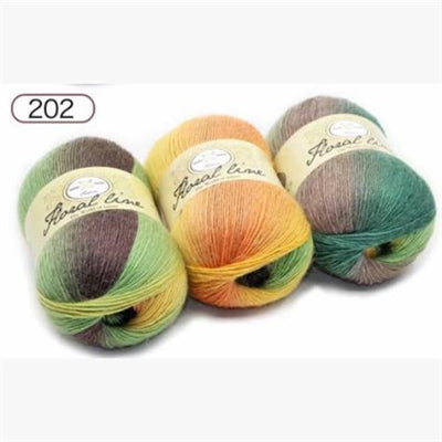 Four balls of yarn in green, orange, and brown on a white background with 'Special Line' label.