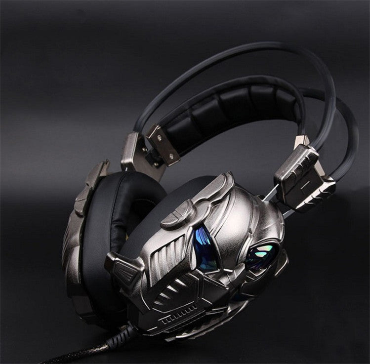 Gaming headset with robot design on a dark background