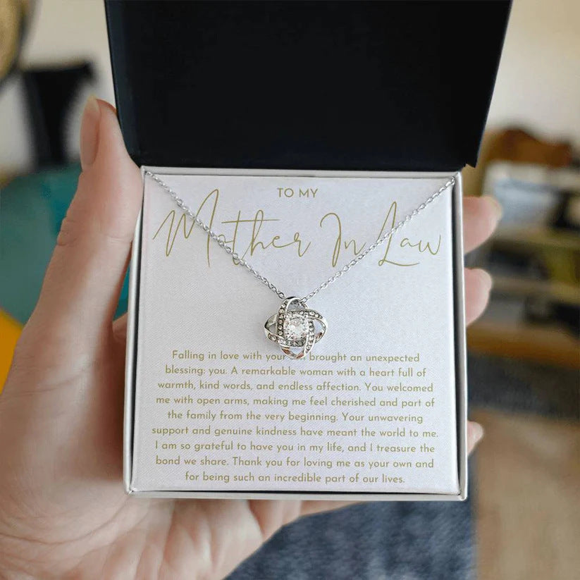 Fashion Eternal Heart Hollow Necklace Pendant