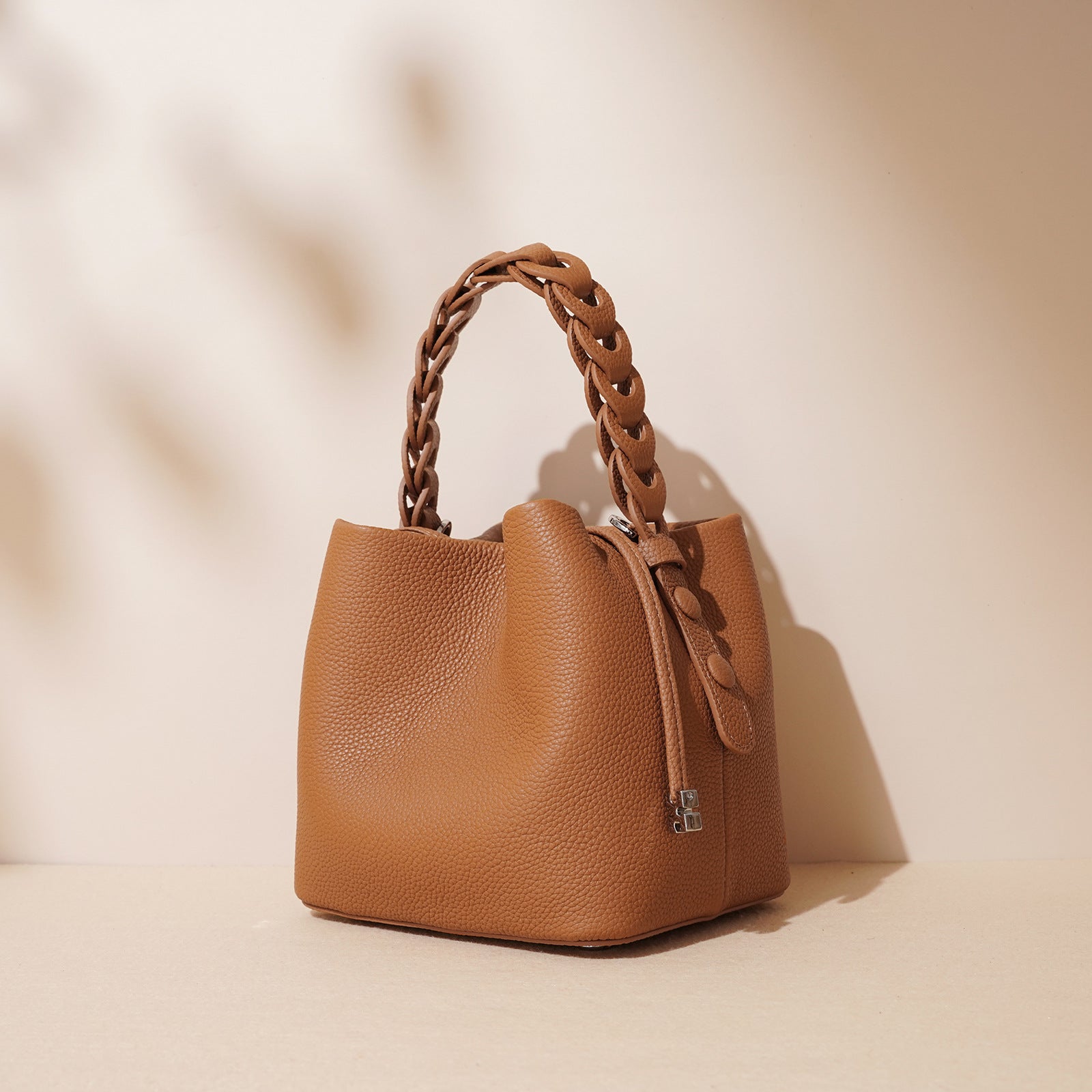 Spring New Arrival Top-Grain Genuine Leather Crossbody Bag for Women