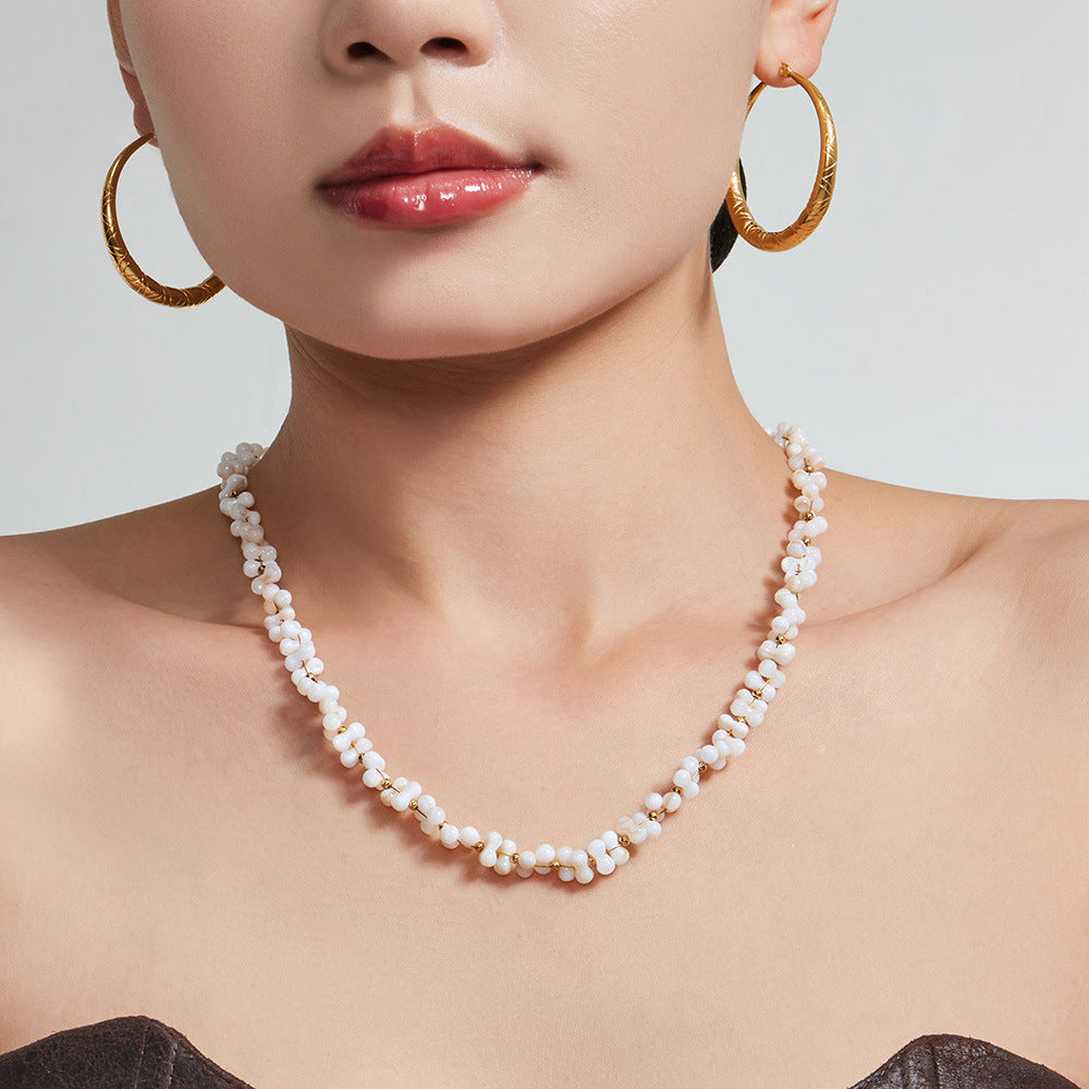 Natural Shell Shaped Beaded Necklace For Women